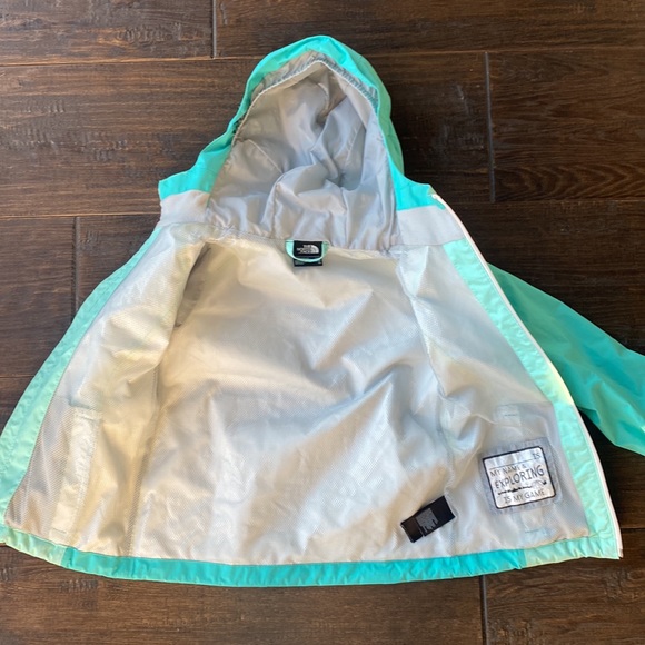 North face shell - Picture 4 of 5